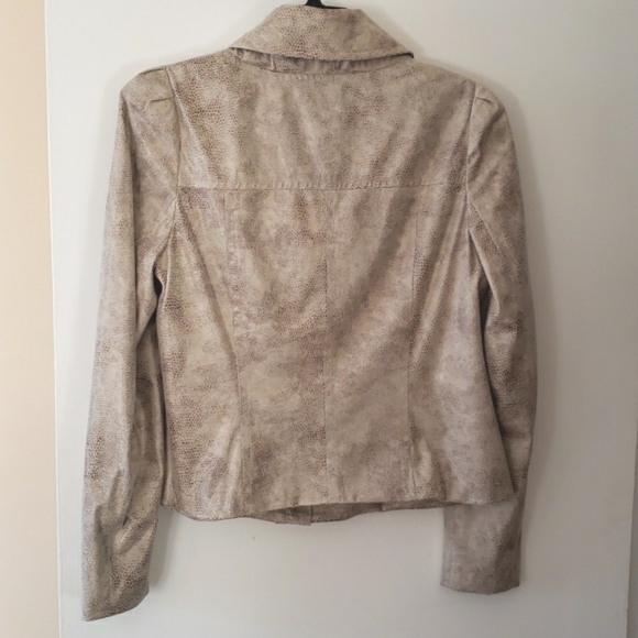 INC ruffle front zip up jacket L  EUC - Picture 2 of 8